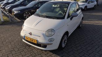 damaged passenger cars Fiat 500 1.2 pano leuke auto! 2009/1