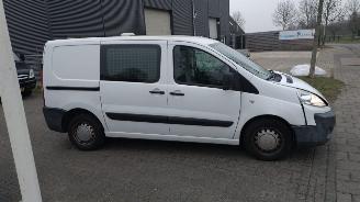 Peugeot Expert 227 2.0 hdi l1lh1 premium lichte schade picture 7