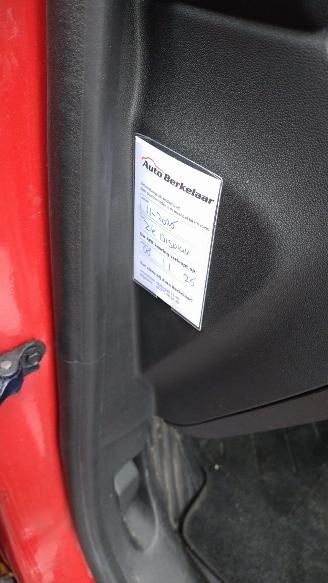 Citroën C3 Aircross 1.2 Feel Lichte schade Supermooie auto!! picture 15