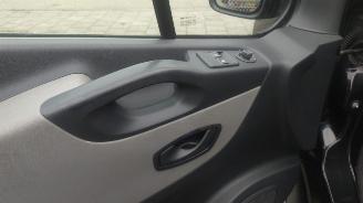 Renault Trafic 1.6dci L2H1 Com T29 187dkm mooie bus Marge! picture 12