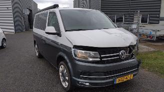 krockskadad bil camper Volkswagen  Transporter 2.0 TDI 150 pk DSG Camper hefdak Luifel Leer Stoelverw Mooi! 2017/1