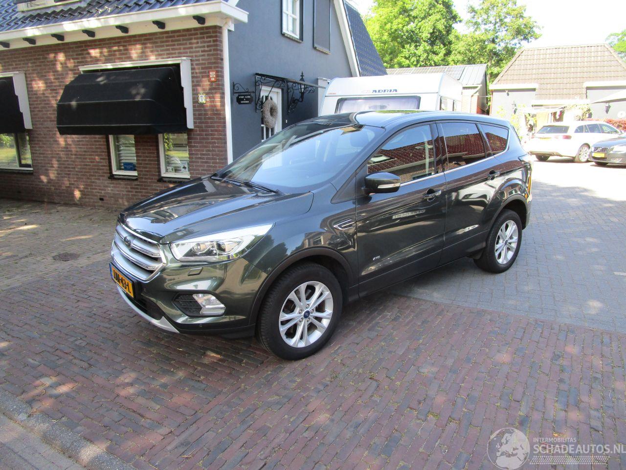 Ford Kuga Ford Kuga, 1.5 EcoBoost lekke koppakking 2017