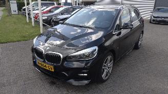 BMW 2-serie 218i M-sport autom Active Tourer 57000 km Nieuwstaat!!! lichte schade picture 4