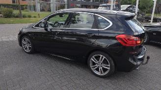 BMW 2-serie 218i M-sport autom Active Tourer 57000 km Nieuwstaat!!! lichte schade picture 5