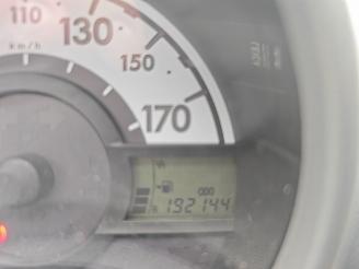 uszkodzony samochody osobowe Peugeot 107 PEUGEOT 107 Airco! Rijdbaar 2010/6