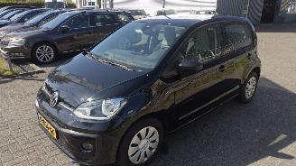 Volkswagen Up! 1.0 81000 km mooie lichte schade nette auto!! picture 4