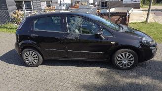 Fiat Punto Evo 0.9 twinair 179.000 km clima cruise nette auto! picture 9