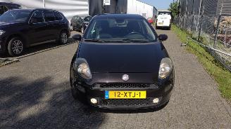 Fiat Punto Evo 0.9 twinair 179.000 km clima cruise nette auto! picture 2