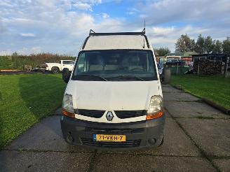 damaged passenger cars Renault Master  2008/11
