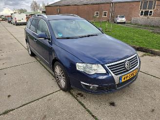Volkswagen Passat 3.2 FSI V6 32V 4x4 picture 2
