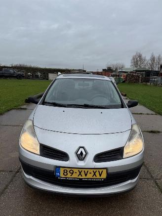 Auto incidentate Renault Clio Koppeling stuk 2007/10