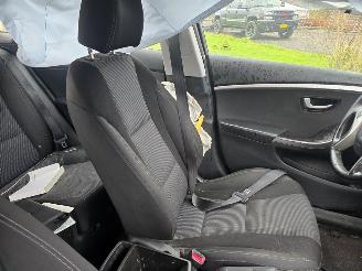 Hyundai I-30  picture 11