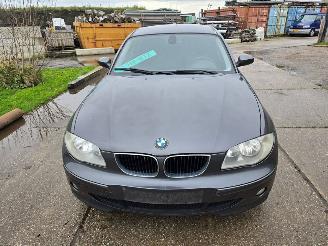 skadebil auto BMW 1-serie  2005/9