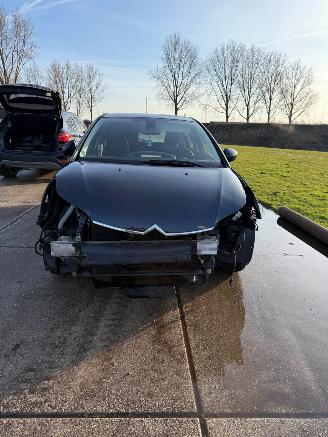 Coche accidentado Citroën C4  2010/1