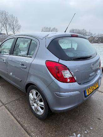 Opel Corsa 1.4 picture 5