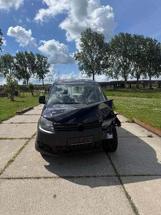 Unfallwagen Volkswagen Caddy 1.6TDI met AIRCO 2012/1