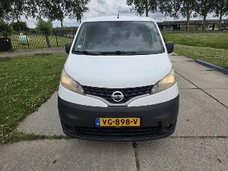 krockskadad bil bedrijf Nissan NV 200 (m20m) met airco 2014/1