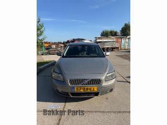 damaged passenger cars Volvo V-50 V50 (MW), Combi, 2003 / 2012 2.4 20V 2004/8