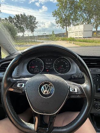 Volkswagen Golf 1.6 TDI picture 10