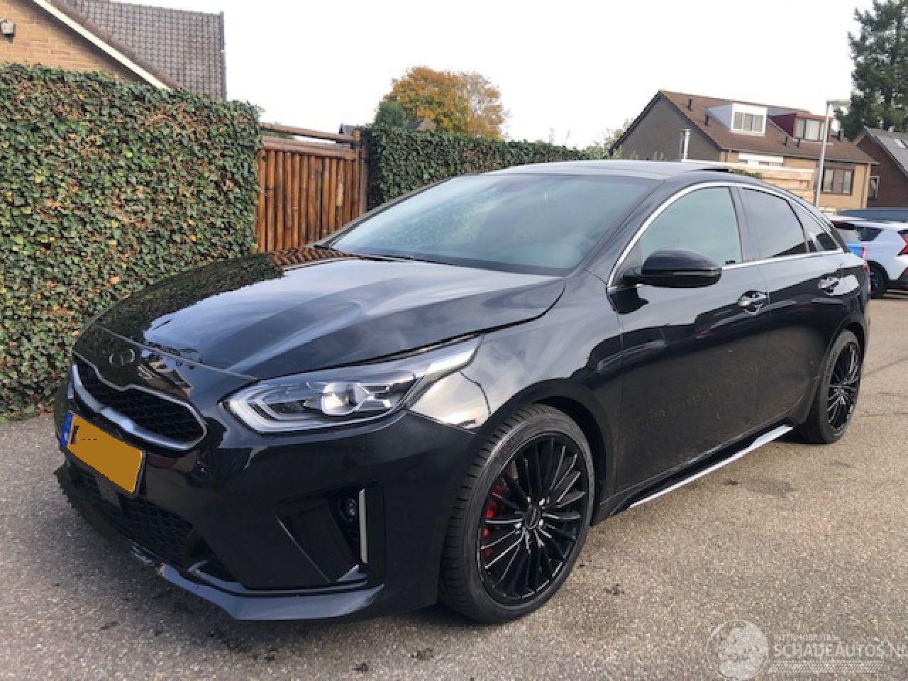 Kia Proceed 2.0 AUTOMAAT