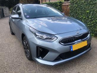 Kia Ceed 1.6 PHEV EXE PLUG-INN HYBRIDE 165 PK picture 2