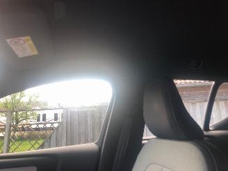 Volvo XC40 2.0 B4 Plus Dark 205 PK picture 12