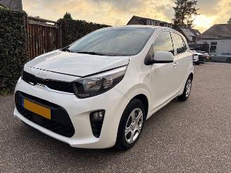 skadebil auto Kia Picanto 1.0 DPi ComfortLine 5p 2023/6
