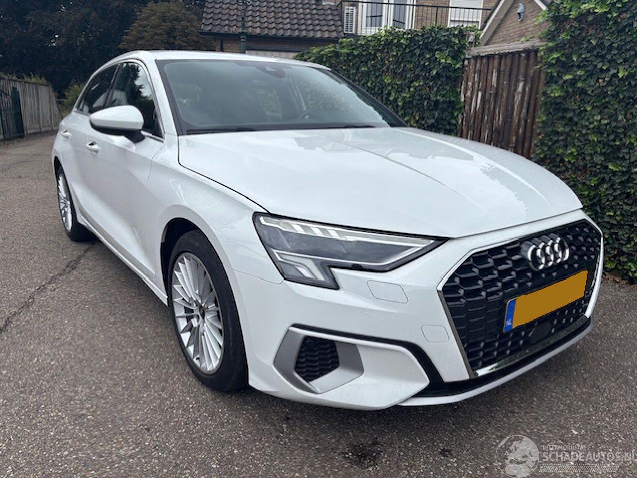 Audi A3 30 TFSI SPORT AUTOMAAT 2023