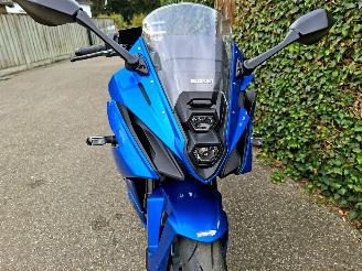 Suzuki  GSX 8R picture 6