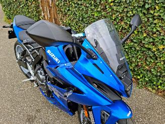 Suzuki  GSX 8R picture 5