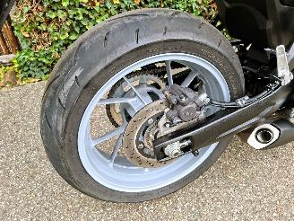 Suzuki  GSX 8R picture 10