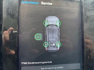 Volvo C-40 82 KWH Extended Range Plus picture 16