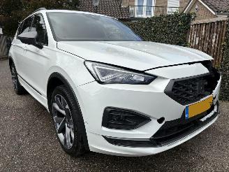 uszkodzony samochody osobowe Seat Tarraco FR 1.4 TSI e-Hybrid PHEV FR Business AUTOMAAT 225PK 2024/6