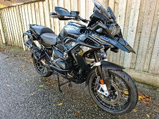 BMW R 1250 GS TRIPLE BLACK DYNAMIC PRO (2022) picture 2