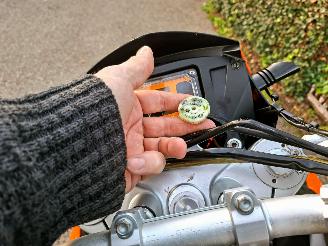 KTM  950 SUPERMOTO picture 21