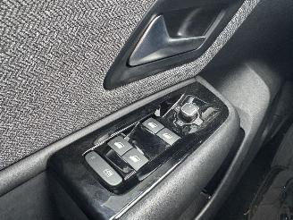 Citroën C5 X 1.6 Plug-in Hybrid 222PK!  automaat picture 13