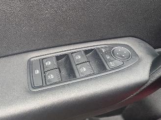 Renault Captur 1.0 TCe  Techno 92PK TWINCOLLOR picture 13