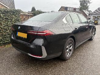 Schadeauto BMW 5-serie 520I EXE 205 PK  SEDAN 2024/10