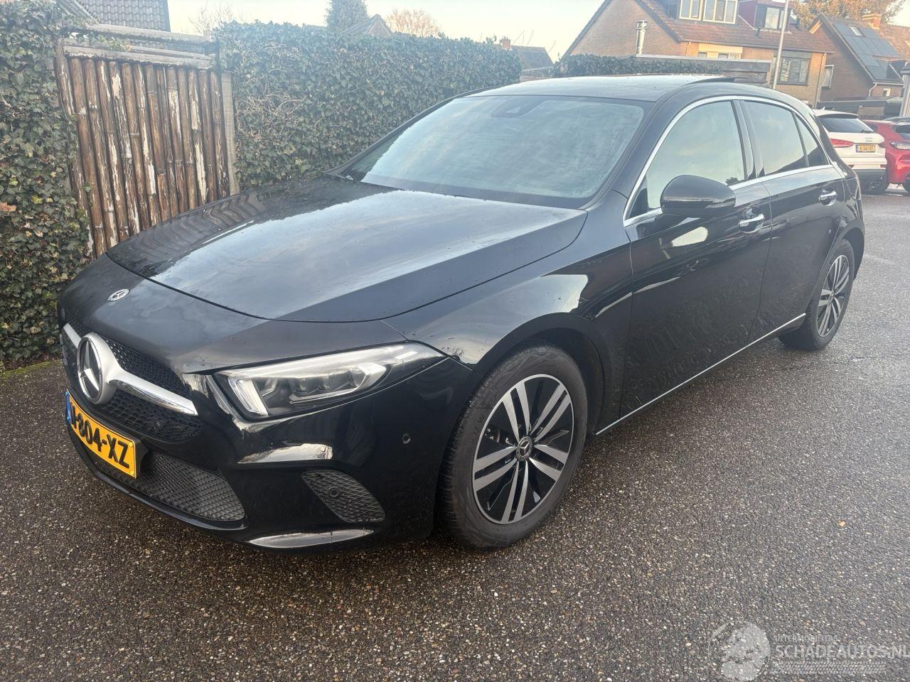 Mercedes A-klasse 250 e HYBRID PANO-AUTOMAAT-SFEER-