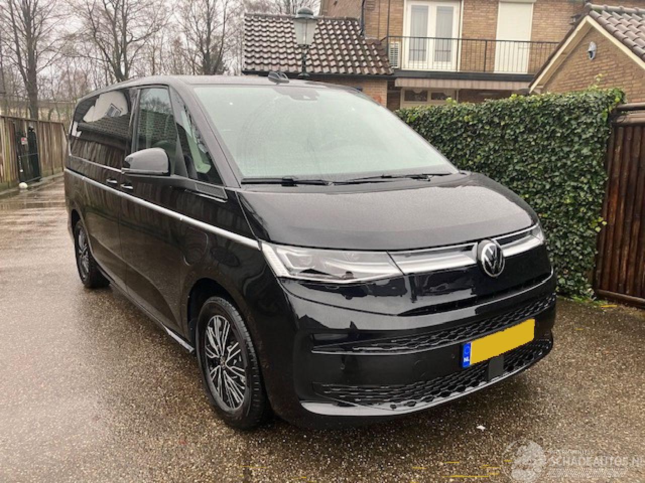 Volkswagen Multivan 1.4 E HYBRID LANG 8 PERSOONS DE LUXE