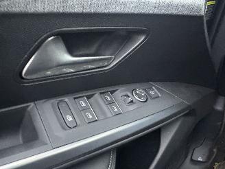 Peugeot 3008 E-GT Avantage 210 73 kWh picture 18