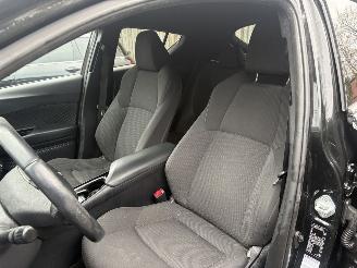 Toyota C-HR GERESERVEERD 1.8 HYBRID SPORT AUTOMAAT 2020 picture 10