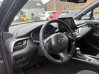 Toyota C-HR GERESERVEERD 1.8 HYBRID SPORT AUTOMAAT 2020 picture 9