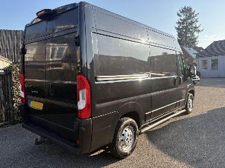  Peugeot Boxer 330 2.2 BlueHDi 140 L2H2 Premium 140PK geen schade 2022/2