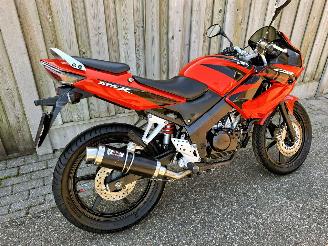 Honda CBR 125 R A1 rijbewijs picture 3