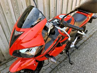 Honda CBR 125 R A1 rijbewijs picture 13