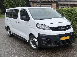 Unfallwagen Opel Vivaro E  L3H1 75 kWh E COMBI 210 PK PANORAMA 2023/9
