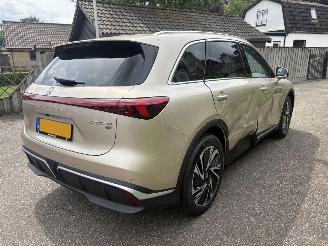 MG MG S6 EV Luxury 4WD 77 kWh 362PK SPLINTER NIEUW picture 4