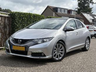 Vaurioauto  passenger cars Honda Civic 1.8 EXECUTIVE AUTOMAAT 140PK 2012/8