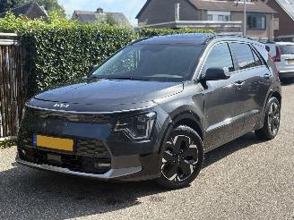 Voiture accidenté Kia Niro DynamicPlusLine 64.8 kWh AUTOMAAT 204PK 2023/6